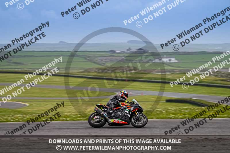 anglesey no limits trackday;anglesey photographs;anglesey trackday photographs;enduro digital images;event digital images;eventdigitalimages;no limits trackdays;peter wileman photography;racing digital images;trac mon;trackday digital images;trackday photos;ty croes